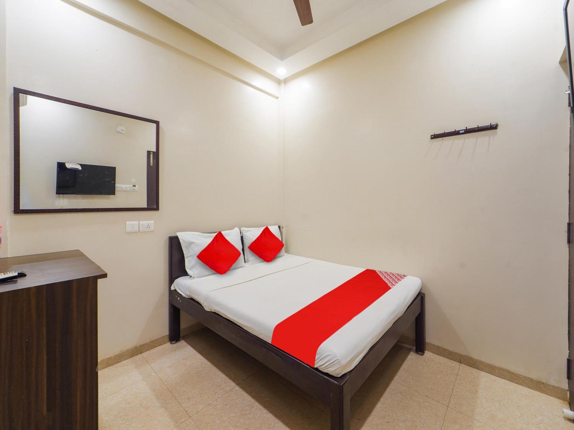 Hotel O Saravana'S Park Chennai Exterior photo